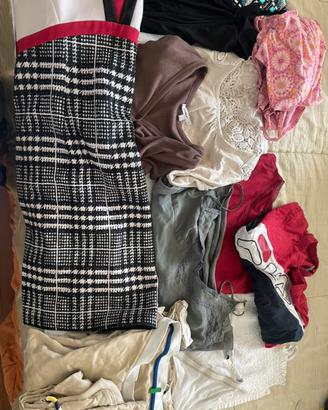 Lotto di 12 vestiti estivi taglia M