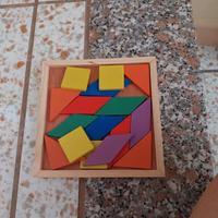 puzzle  di legno