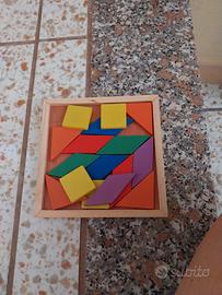 puzzle  di legno