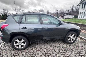 Toyota RAV4 3 serie