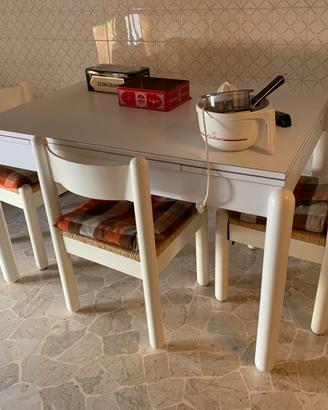 Tavolo e 4 sedie vintage Arclinea anni ‘70