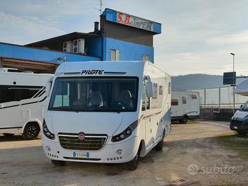 Pilote G740