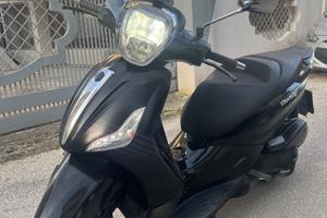 Piaggio Beverly 300 police