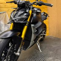 Streetfighter V4s 2022