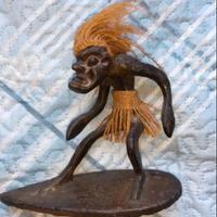 scultura etnica in legno 