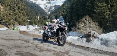 benelli trk 502 x