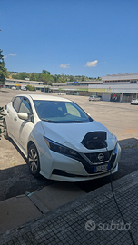 Nissan leaf 40 kw ricariche gratis nuovo modello,
