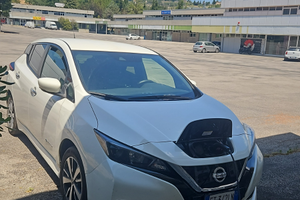 Nissan leaf 40 kw ricariche gratis nuovo modello,