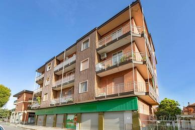 Appartamento di 80 m² con 3 locali e box auto a Ci