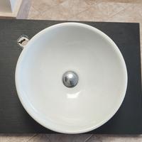 lavabo da appoggio con mensola