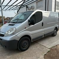 Autocarro Opel Vivaro 2ª Serie