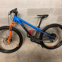 MTB 24" CUBE ACID 240 DISC 2024