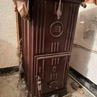 Stufa in ghisa nuova