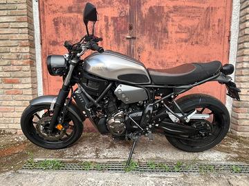 Yamaha XSR 700 - 2016
