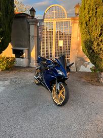 YAMAHA YZF R125 2010 - BLACK WIDOW