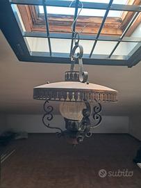 Lampada da soffitto in ferro battuto