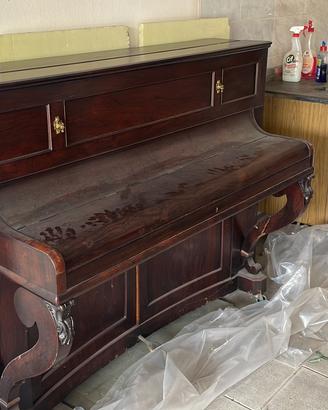 Pianoforte verticale d’epoca