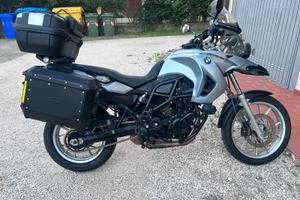 BMW F 650 GS .  798 cc