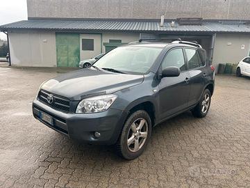 Toyota RAV 4 2.2 D-4D 136 CV