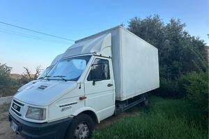 Fiat Iveco con sponda