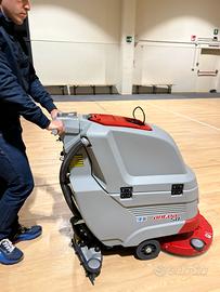 Lavasciuga pavimenti Comac Antea 50 uomo a terra