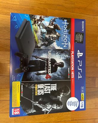 PS4 slim 1TB