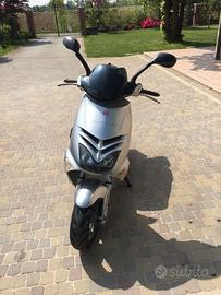 Aprilia Leonardo 250 grigio