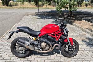 Ducati Monster 821 - 2015