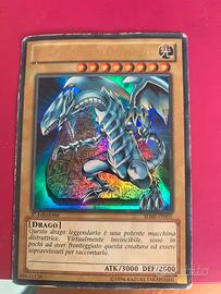 drago bianco occhi blu