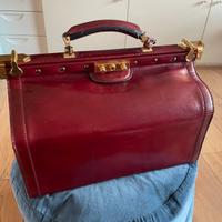Borsa in pelle da medico