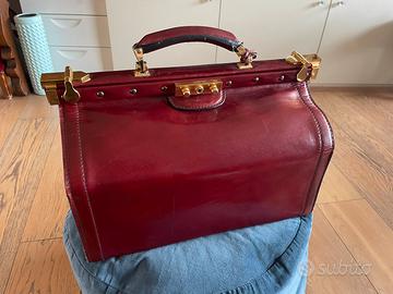 Borsa in pelle da medico