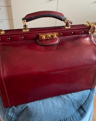 Borsa in pelle da medico