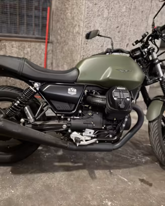 Moto Guzzi V7 850-2024-1.200k-1 anno garanzia