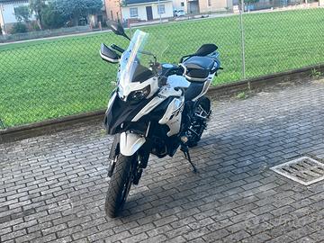 Benelli TRK 502X