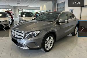 Mercedes-benz GLA 200 d Automatic Premium