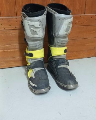 stivali gaerne sg12 