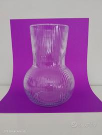 vaso in vetro trasparente 
