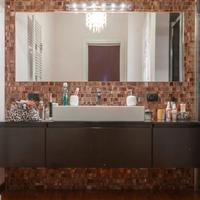 Mobili da bagno laccato con vasca in ceramica