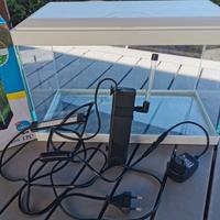 Acquario con filtro e luce led