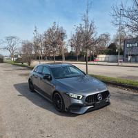 MERCEDES  A 200d AMG line