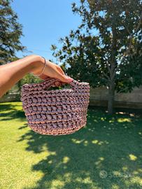 Borsa all'uncinetto in raso - core__crochet su IG