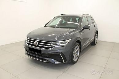 VOLKSWAGEN Tiguan 2.0 TDI 150 Cv. DSG R-Line TET