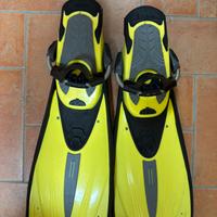 Pinne sub aqualung con cinghiolo