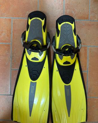 Pinne sub aqualung con cinghiolo