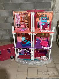 Casa Barbie con ascensore