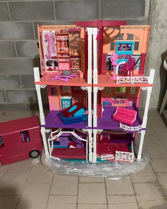 Casa Barbie con ascensore