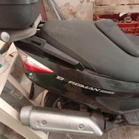 Suzuki Burgman 200 - 2009