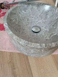 lavabo bagno con rubinetto 