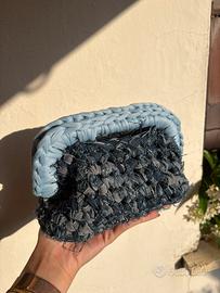 CLUTCH DENIM