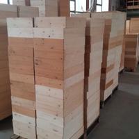 Stock di cassetti grezzi